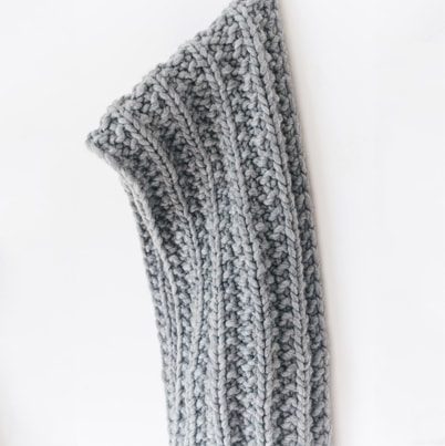 How to Knit an Infinity Scarf Pattern for Beginners ...