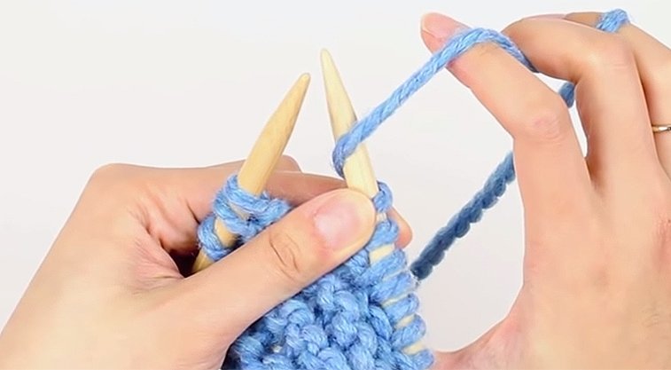 holes in knitting