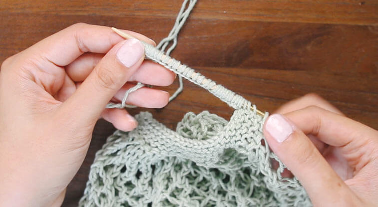 creating handles for knit bag